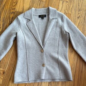 Truth Women's Light Gray Blazer